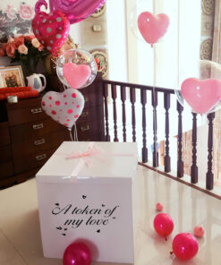 驚喜箱40*40 (材質為珍珠板)不含氣球  650.NTD