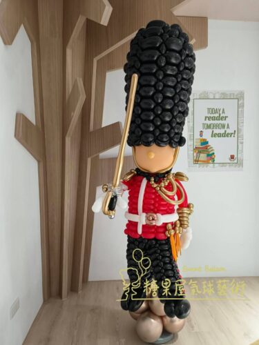 皇家衛兵氣球公仔正面照