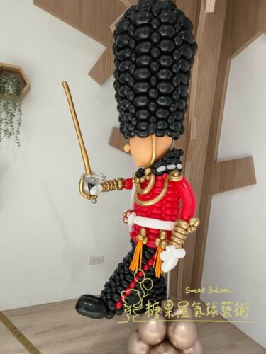皇家衛兵氣球人偶手持武器
